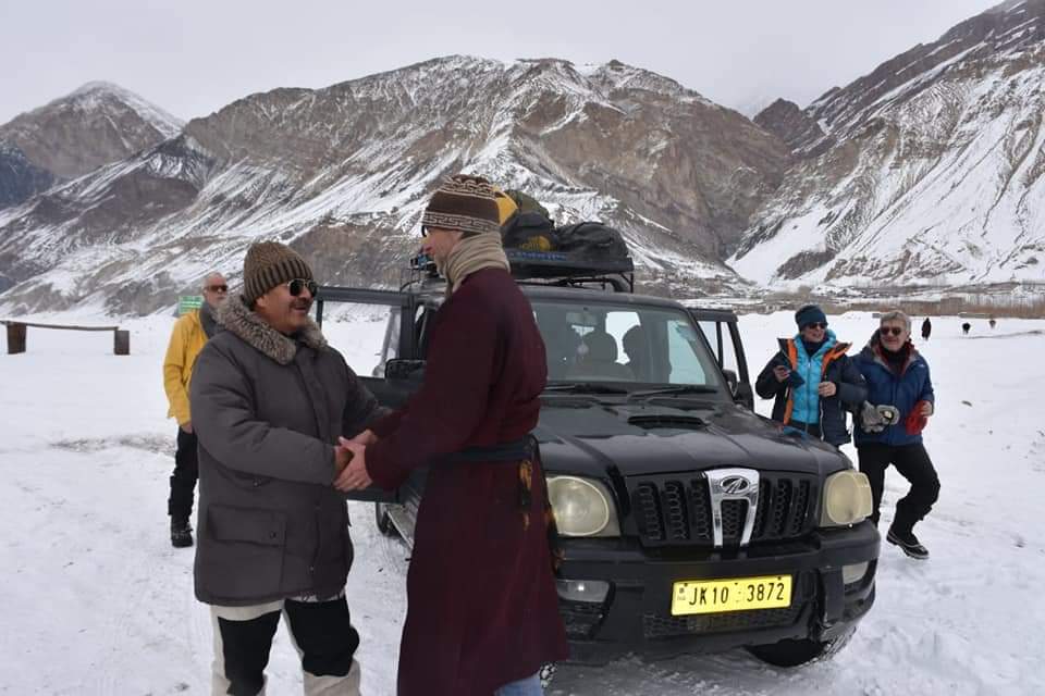 SDM Zanskar inspects condition of Nimmu–Padum–Darcha road