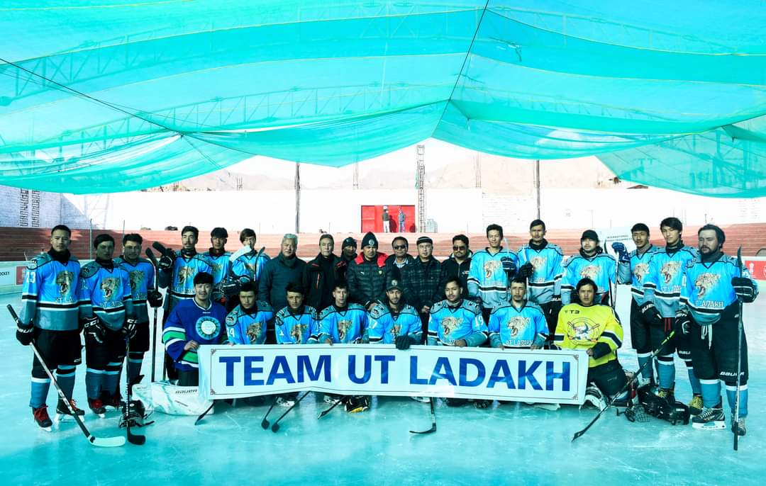 Admin Secy Ravinder Kumar Flags off UT Ladakh Team to Participate in Khelo India Winter Games